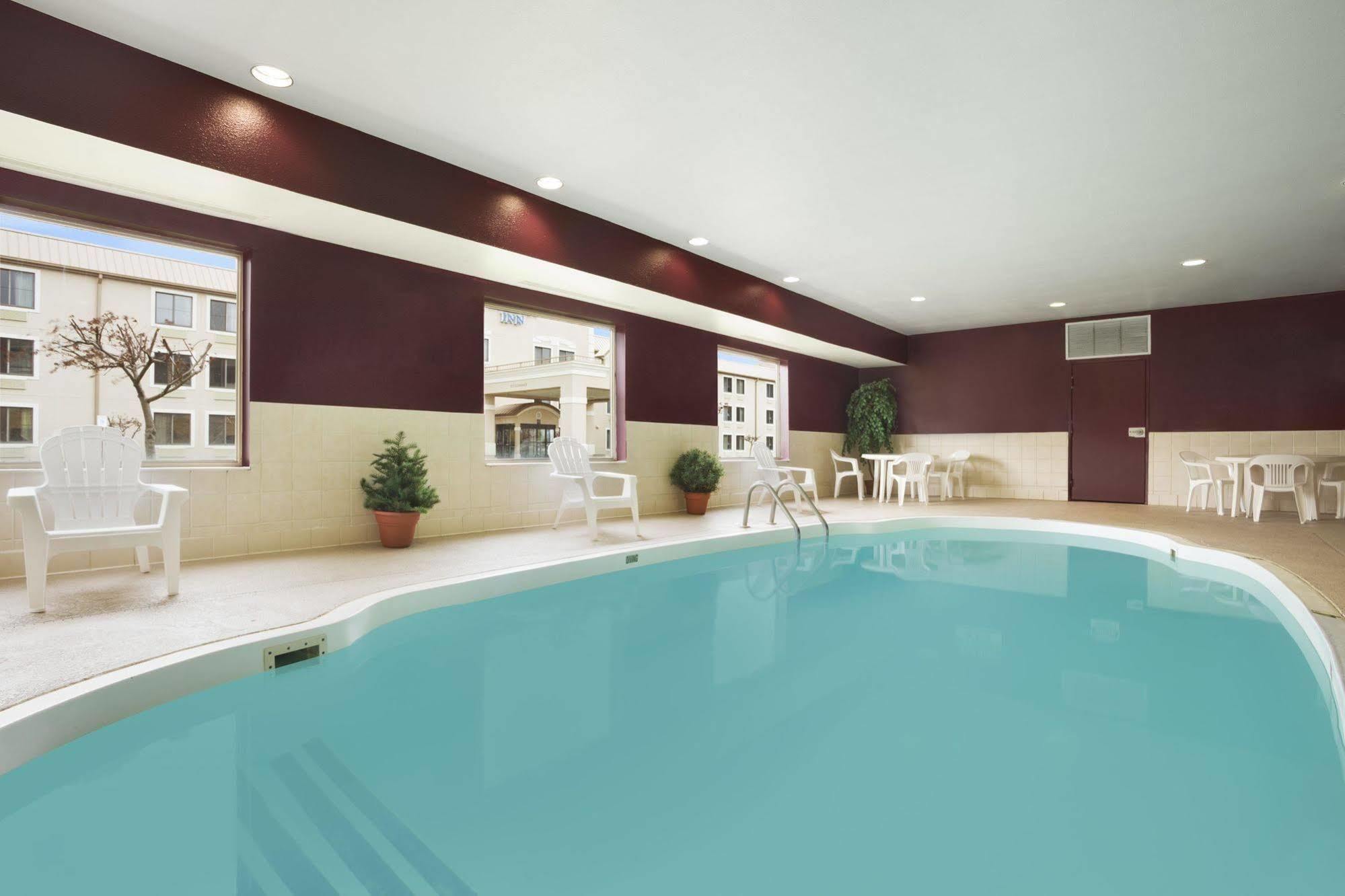 Baymont By Wyndham